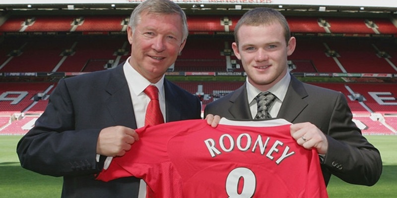 Wayne Rooney - top 10 cầu thủ khoác áo số 10 xuất sắc